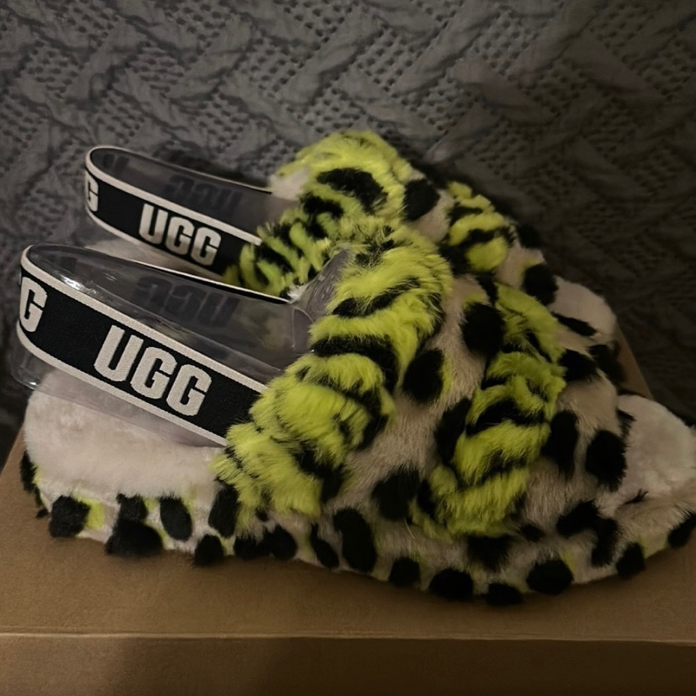 New UGG Fluff Yeah Animalia Slingback Platform Slide, Green/Cream/Black, Size 10